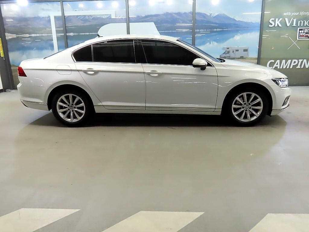 폭스바겐 파사트 파사트GT(B8) 2.0 TDI 프리미엄 이미지 3