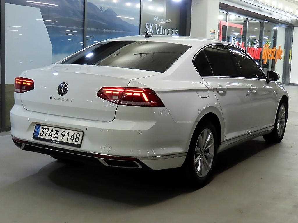 폭스바겐 파사트 파사트GT(B8) 2.0 TDI 프리미엄 이미지 4