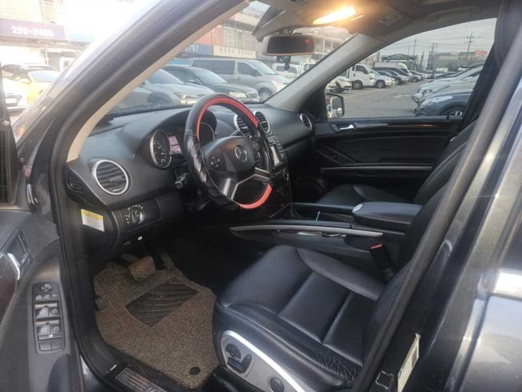 벤츠 M 클래스 M클래스 ML350 블루텍 4Matic 이미지 7