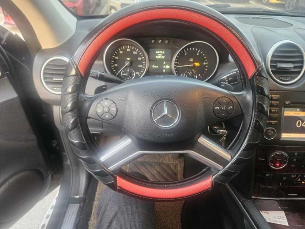 벤츠 M 클래스 M클래스 ML350 블루텍 4Matic 이미지 8