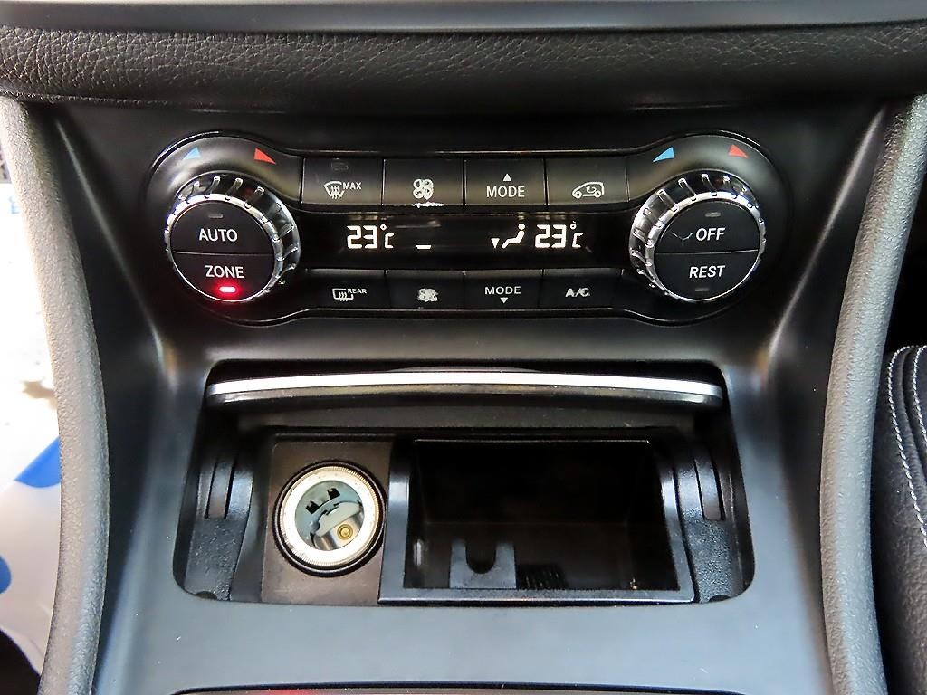벤츠 GLA 클래스 GLA클래스 X156 GLA220 프리미엄 이미지 12