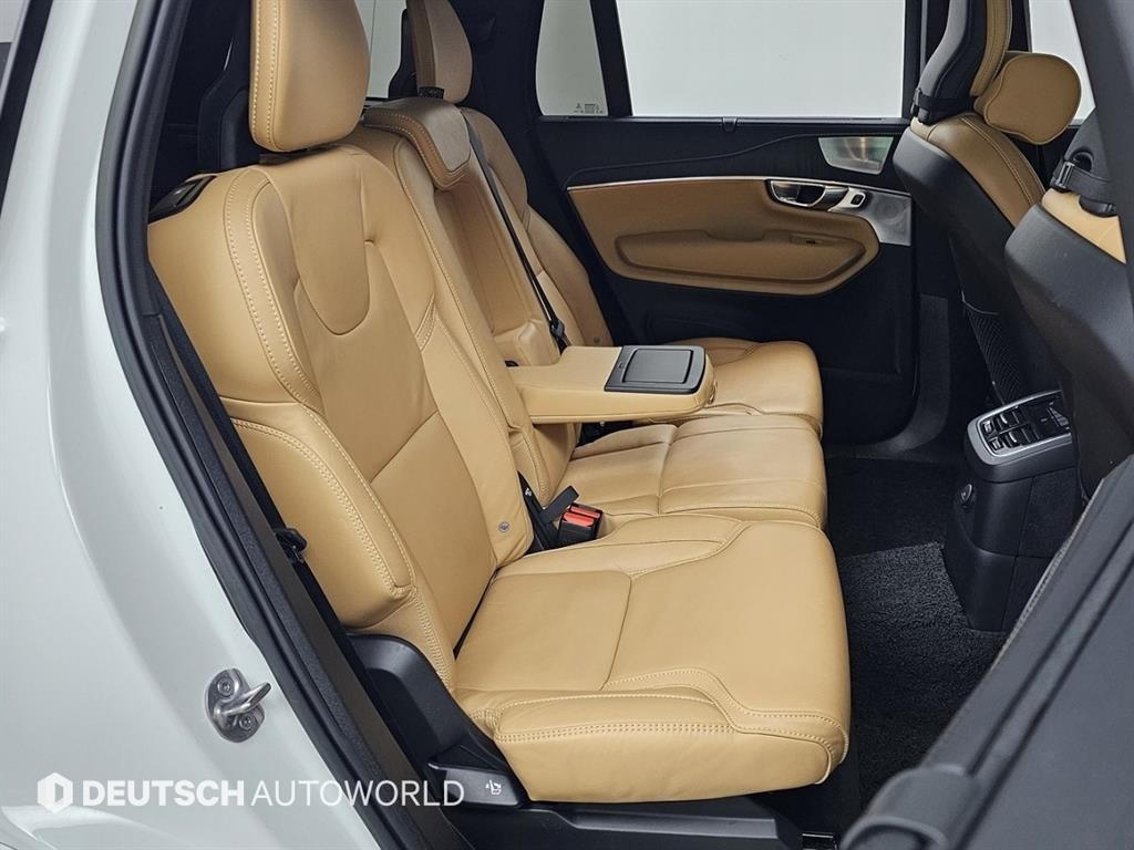 볼보 XC90 XC90 2세대 2.0 T8 AWD 얼티메이트 브라이트 이미지 12