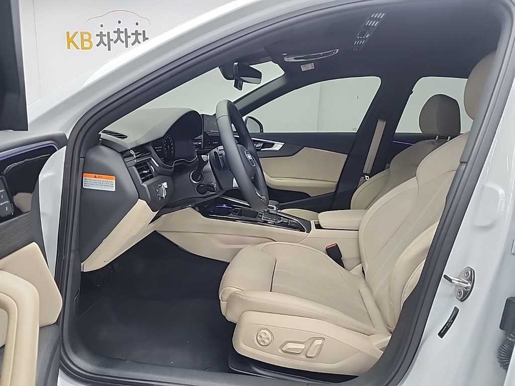 아우디 A4 A4 (B9) 40 TFSI 프리미엄 이미지 11