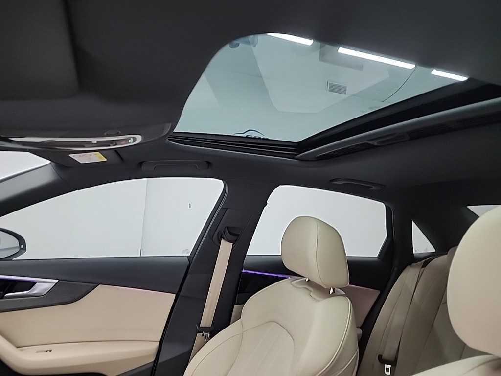 아우디 A4 A4 (B9) 40 TFSI 프리미엄 이미지 14