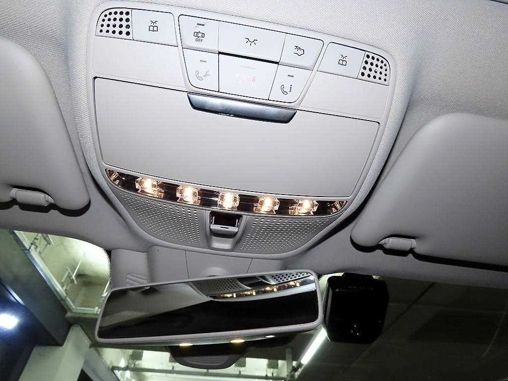 벤츠 E 클래스 E-클래스 W213 E220d 익스클루시브 이미지 14
