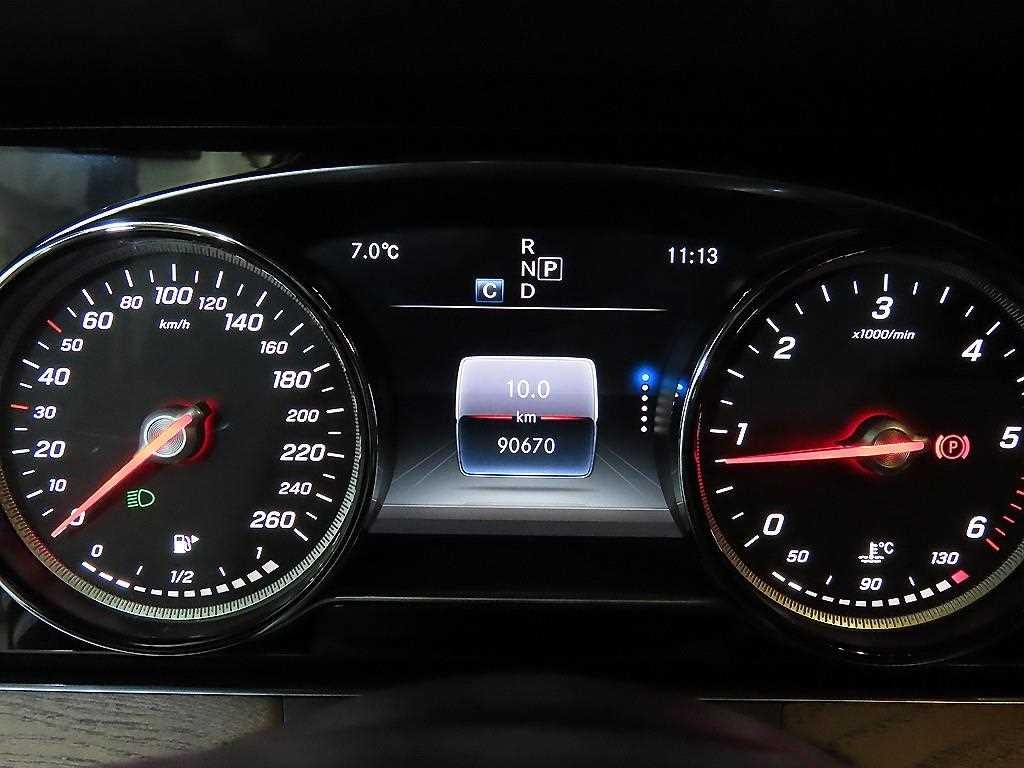 벤츠 E 클래스 E-클래스 W213 E220d 익스클루시브 이미지 9