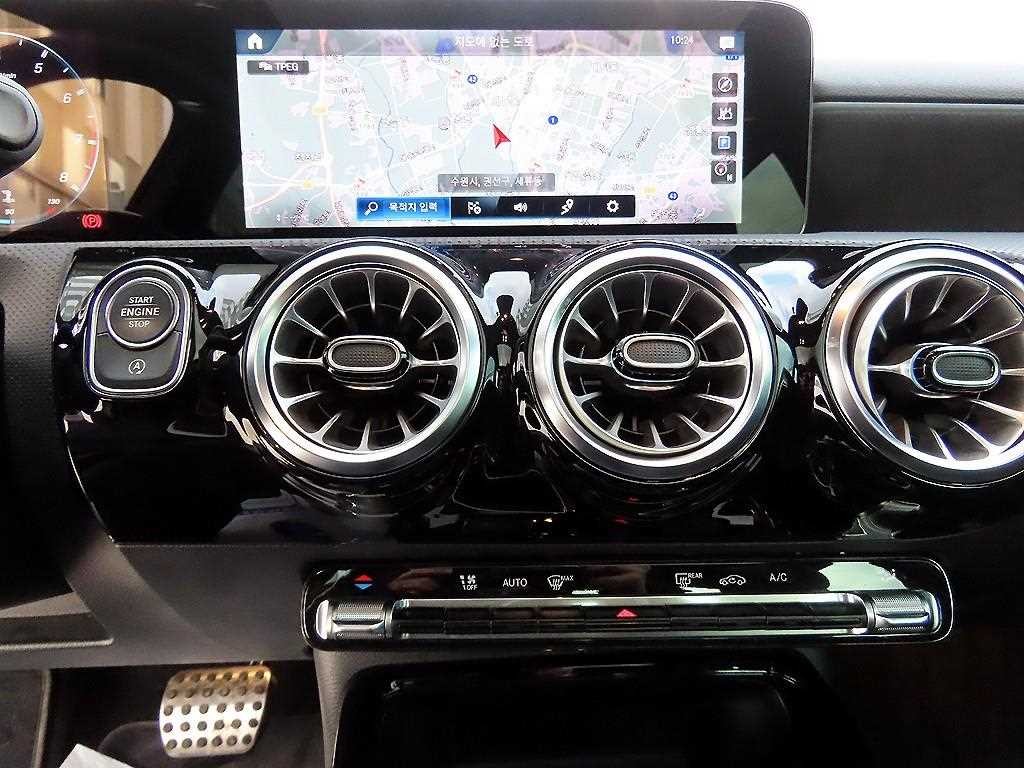 벤츠 A 클래스 A클래스 W177 AMG A35 4MATIC 세단 이미지 13
