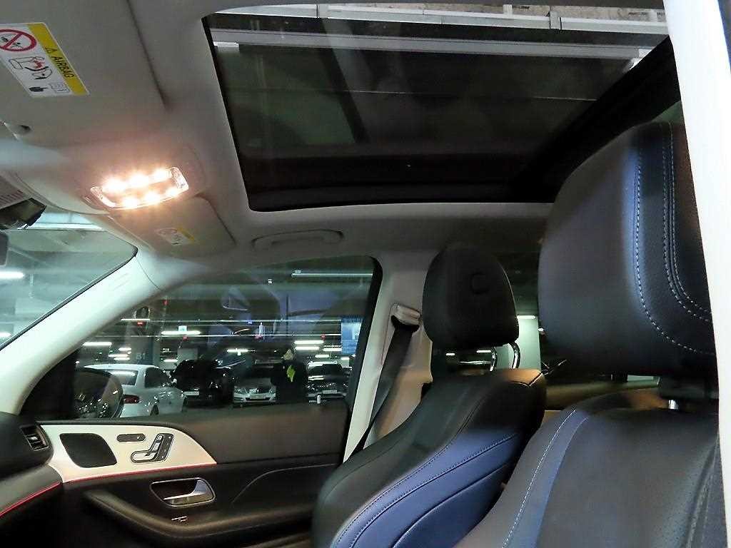 벤츠 GLE 클래스 GLE 클래스 W167 GLE 300d 4MATIC 이미지 16