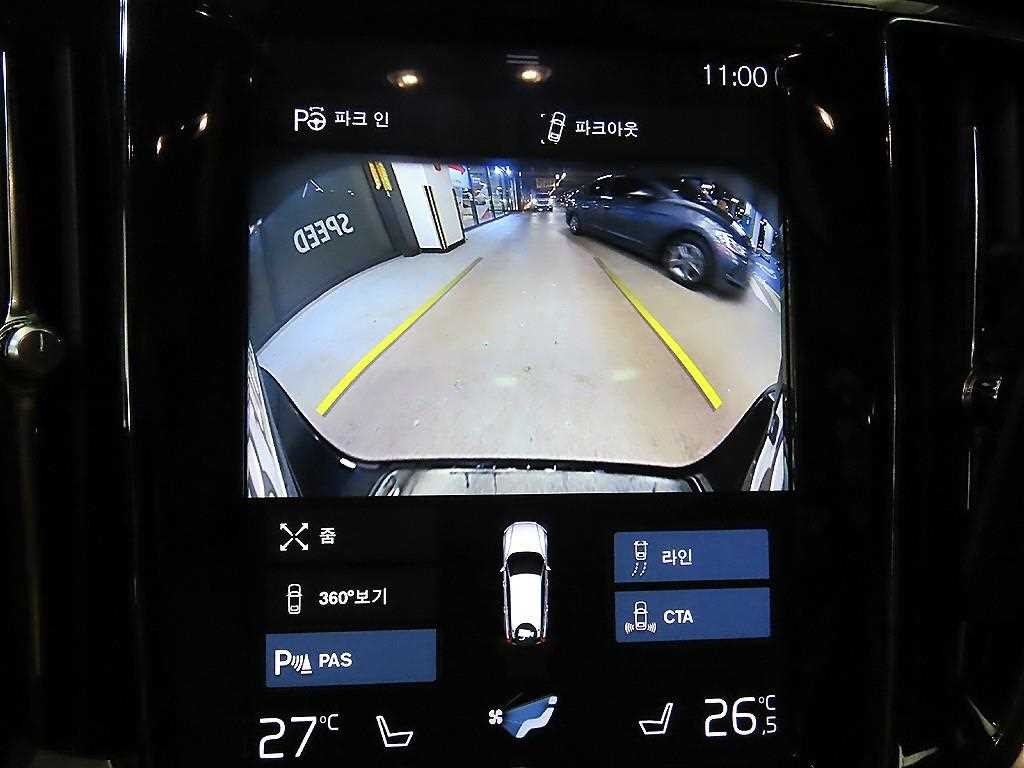 볼보 V60 V60 크로스 컨트리 2세대 2.0 T5 프로 AWD 이미지 14