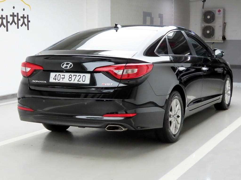 현대 쏘나타 LF 쏘나타 1.7 E-VGT 스타일 이미지 4