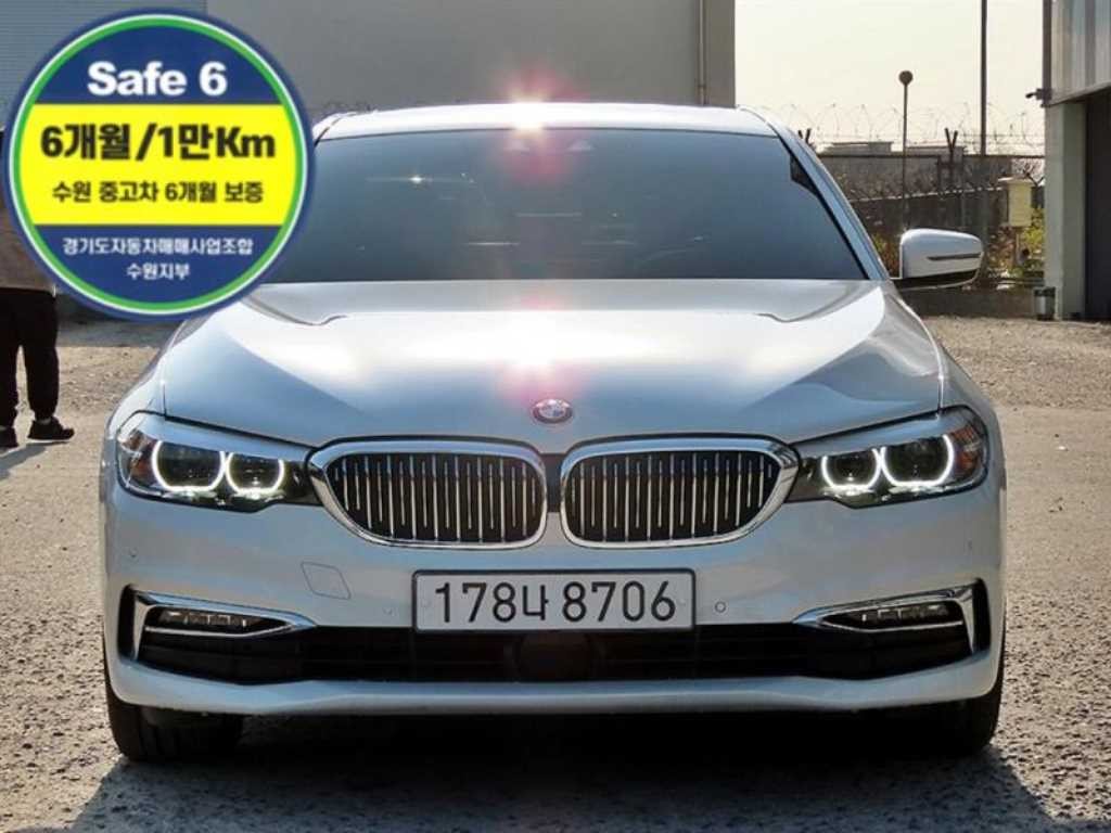 BMW 5시리즈 5시리즈 (G30) 520i 럭셔리 이미지 1