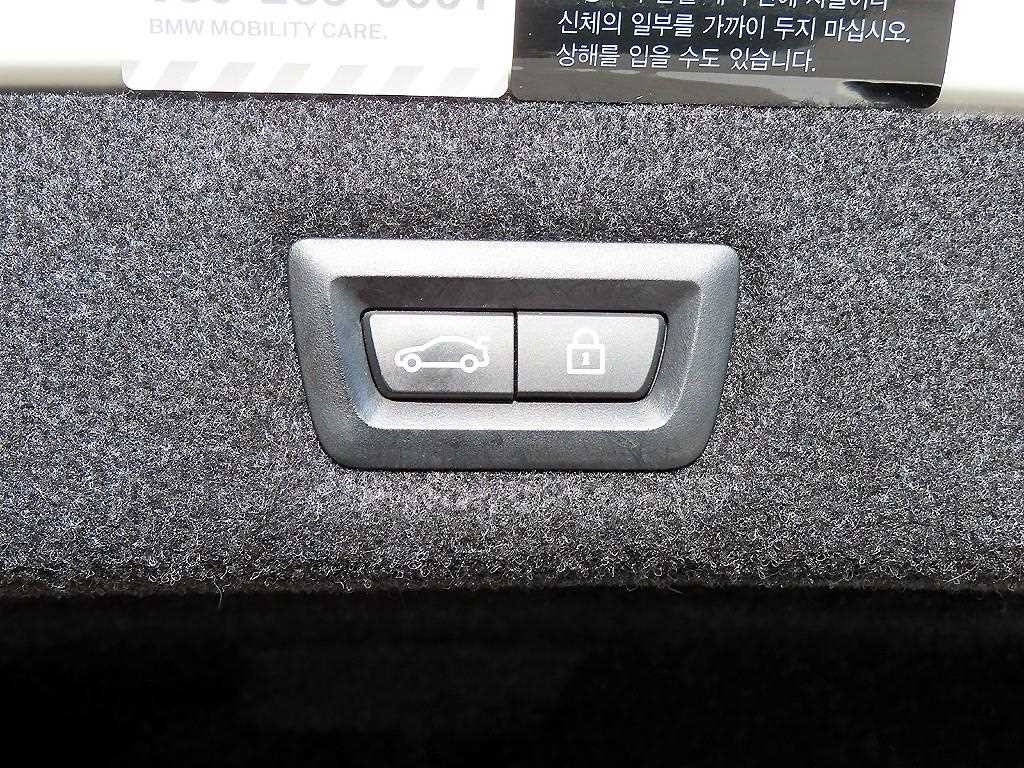 BMW 5시리즈 5시리즈 (G30) 520i 럭셔리 이미지 17