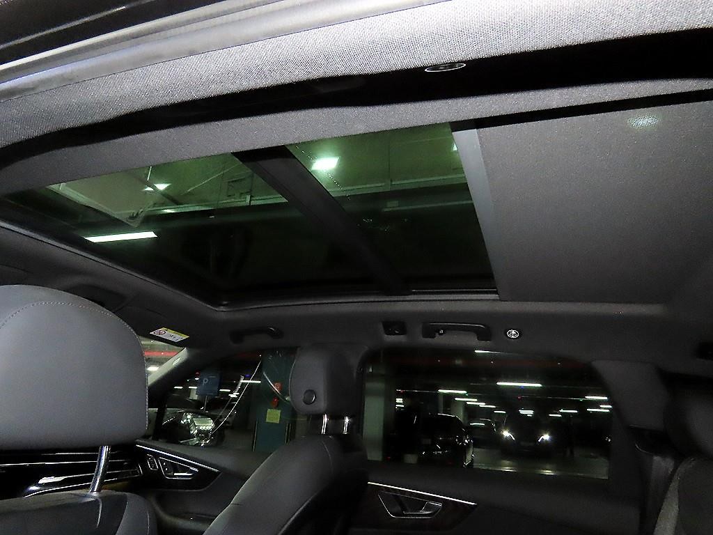 아우디 Q7 Q7 (4M) 45 TDI 콰트로 프리미엄 이미지 15