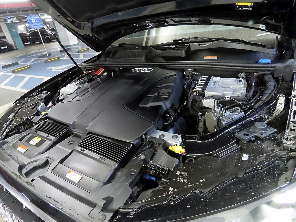 아우디 Q7 Q7 (4M) 45 TDI 콰트로 프리미엄 이미지 19