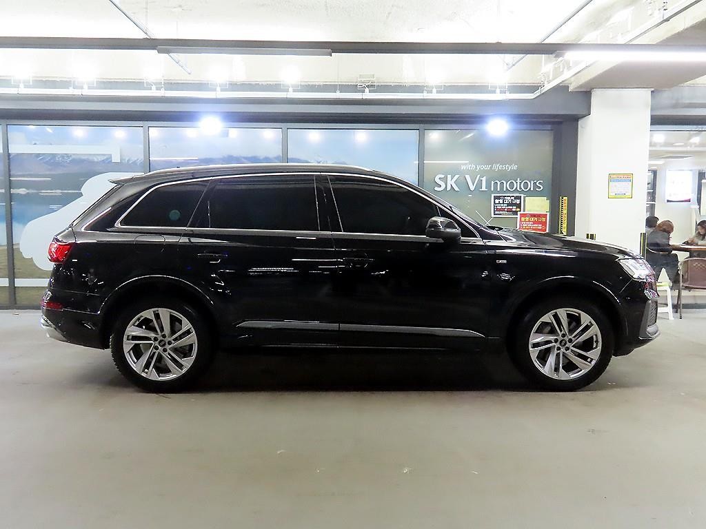 아우디 Q7 Q7 (4M) 45 TDI 콰트로 프리미엄 이미지 3