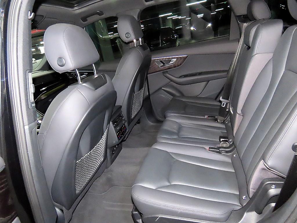 아우디 Q7 Q7 (4M) 45 TDI 콰트로 프리미엄 이미지 7
