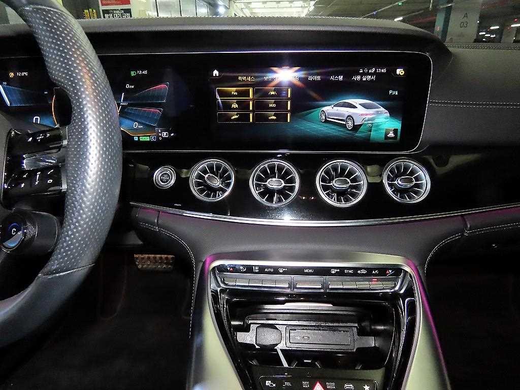 벤츠 AMG GT 4도어 43 4MATIC+ 이미지 11