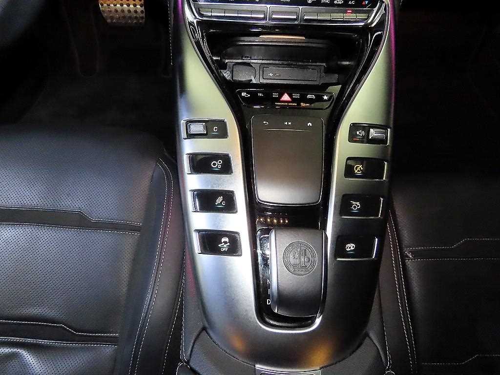 벤츠 AMG GT 4도어 43 4MATIC+ 이미지 12