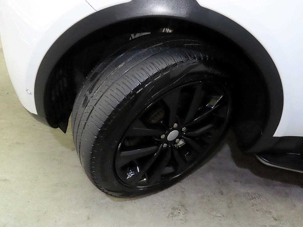 랜드로버 디스커버리 디스커버리5 3.0 D250 SE 이미지 20