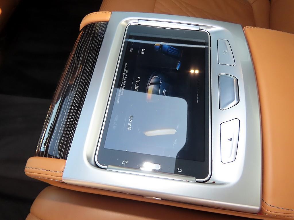 BMW 7시리즈 7시리즈 (G11) 740Li xDrive M SPORT 스포츠 이미지 15