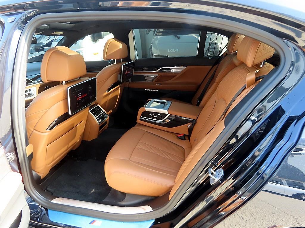 BMW 7시리즈 7시리즈 (G11) 740Li xDrive M SPORT 스포츠 이미지 6