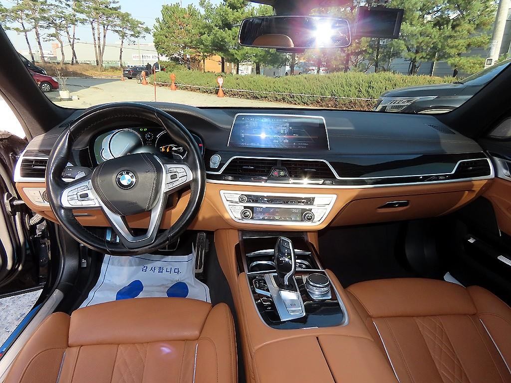 BMW 7시리즈 7시리즈 (G11) 740Li xDrive M SPORT 스포츠 이미지 7