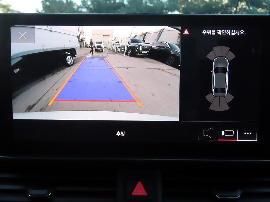 아우디 A4 A4 (B9) 40 TFSI 프리미엄 이미지 15
