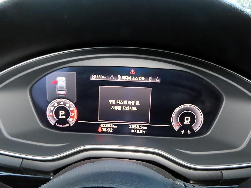 아우디 A4 A4 (B9) 40 TFSI 프리미엄 이미지 9