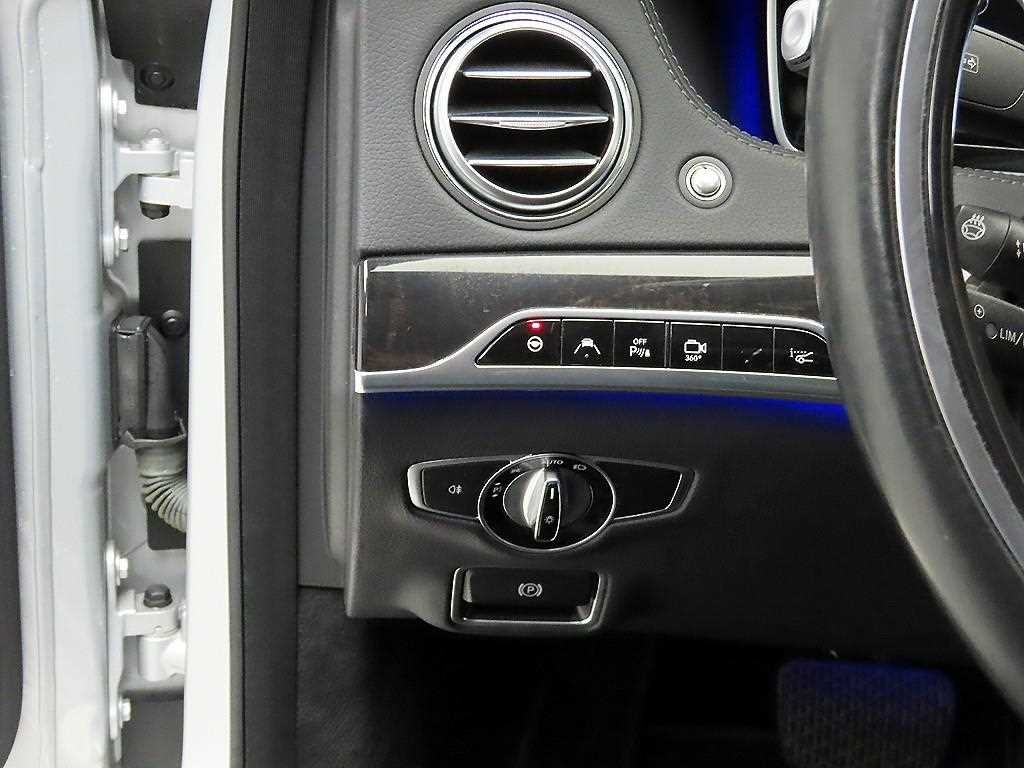 벤츠 S 클래스 S클래스-W222 S 350 블루텍 4MATIC 이미지 12