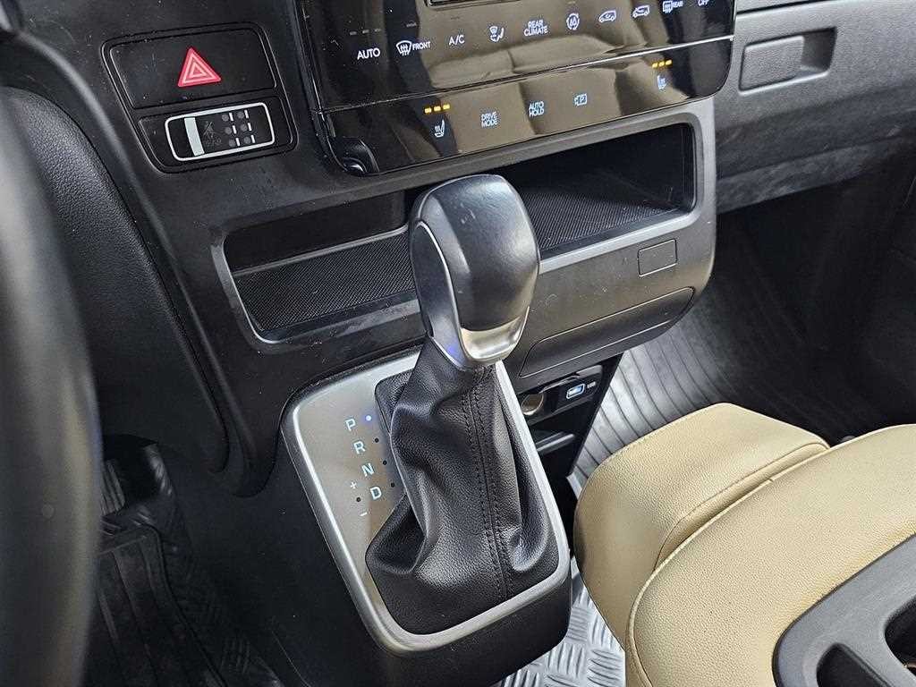 현대 스타리아 2WD 디젤 투어러 모던 9인승 이미지 9