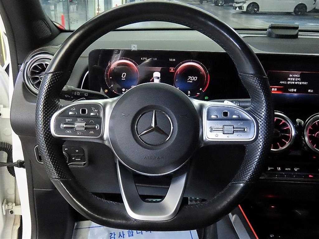 벤츠 GLB 클래스 GLB클래스 X247 GLB 250 4MATIC 이미지 8