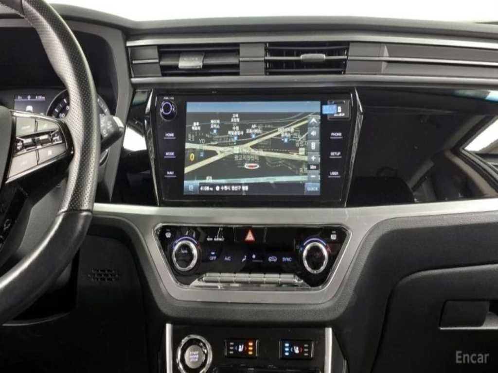 KG모빌리티(쌍용) 코란도 뷰티풀코란도 2WD 가솔린 1.5 C5 플러스 이미지 12