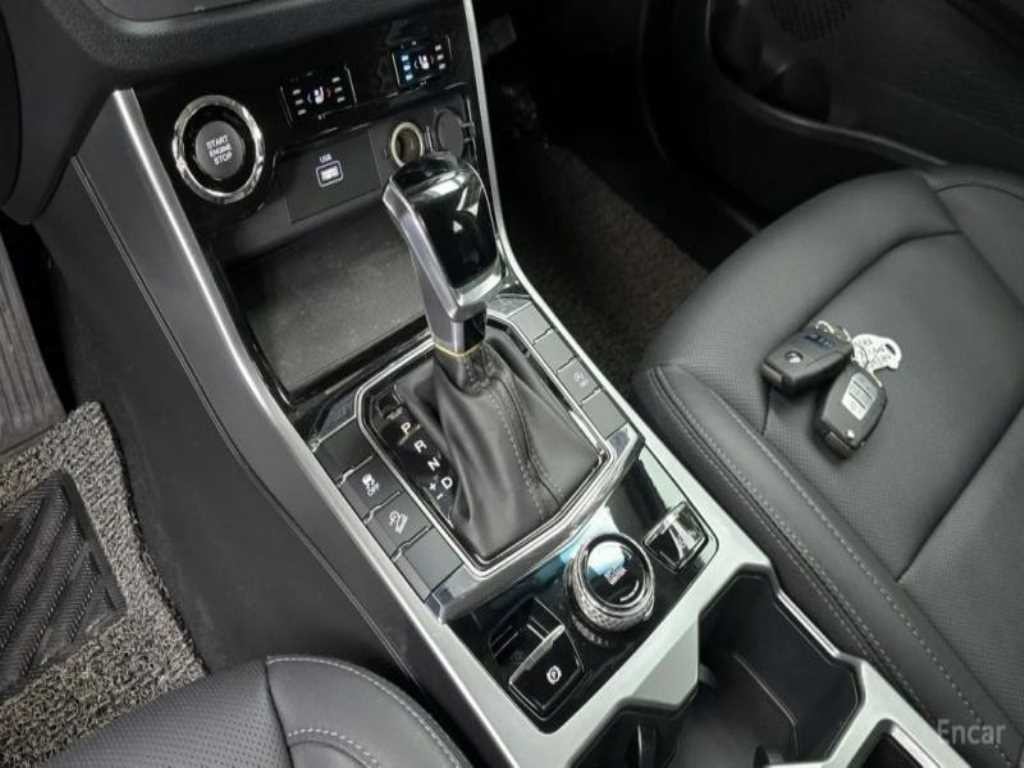 KG모빌리티(쌍용) 코란도 뷰티풀코란도 2WD 가솔린 1.5 C5 플러스 이미지 15