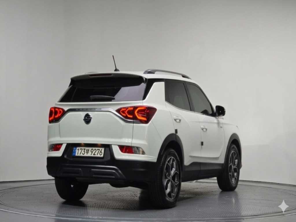 KG모빌리티(쌍용) 코란도 뷰티풀코란도 2WD 가솔린 1.5 C5 플러스 이미지 3