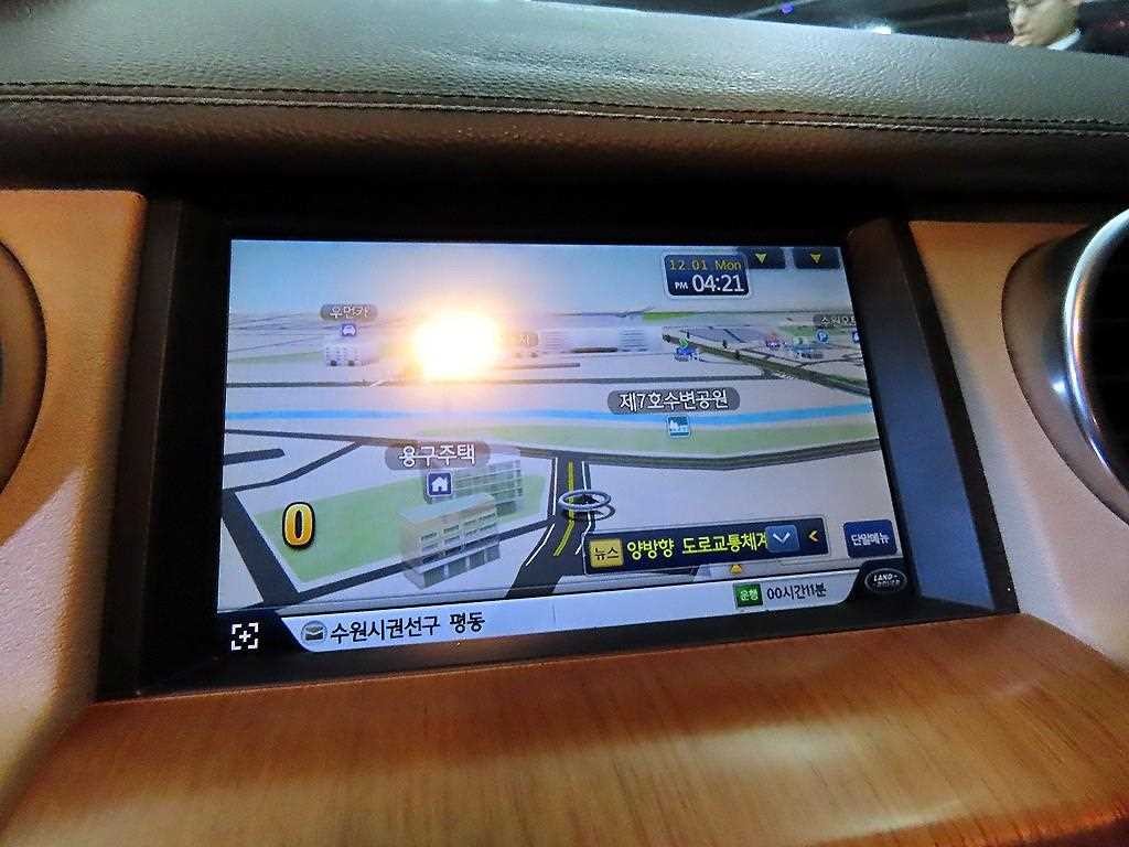 랜드로버 디스커버리 디스커버리4 3.0 SDV6 SE 이미지 13