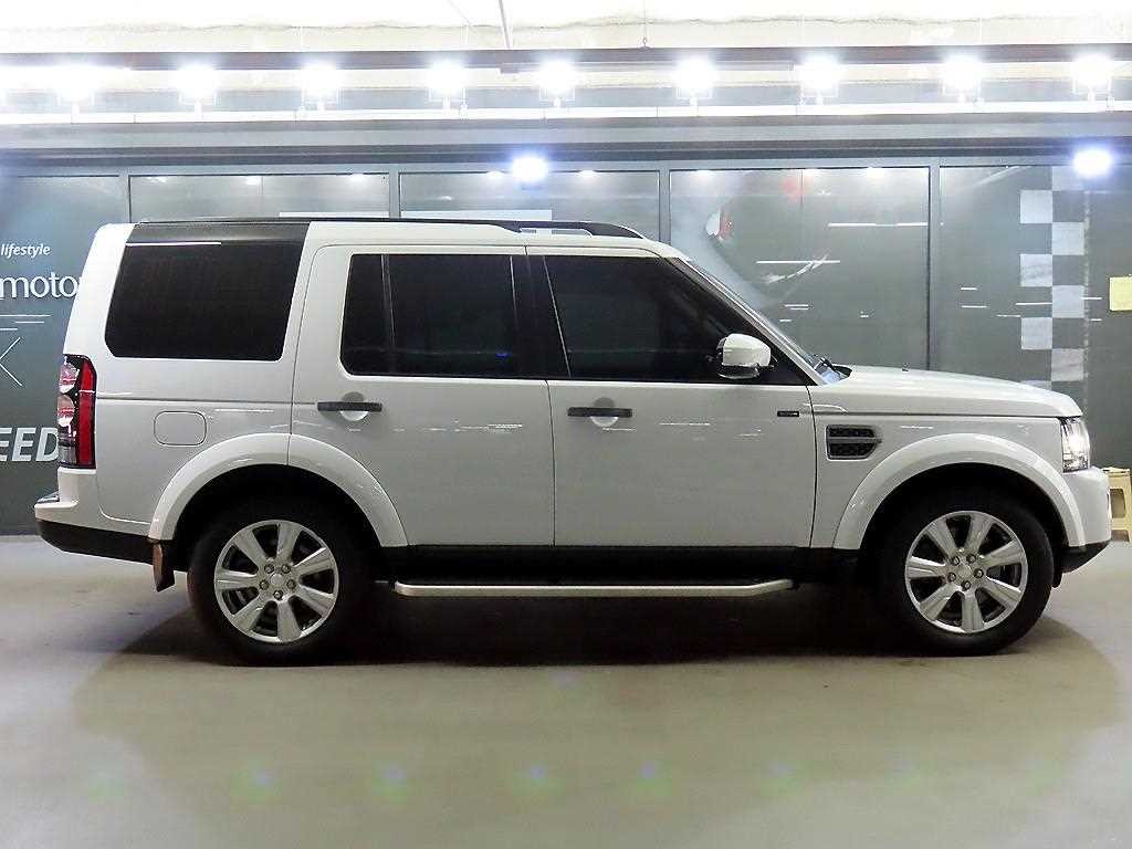 랜드로버 디스커버리 디스커버리4 3.0 SDV6 SE 이미지 3