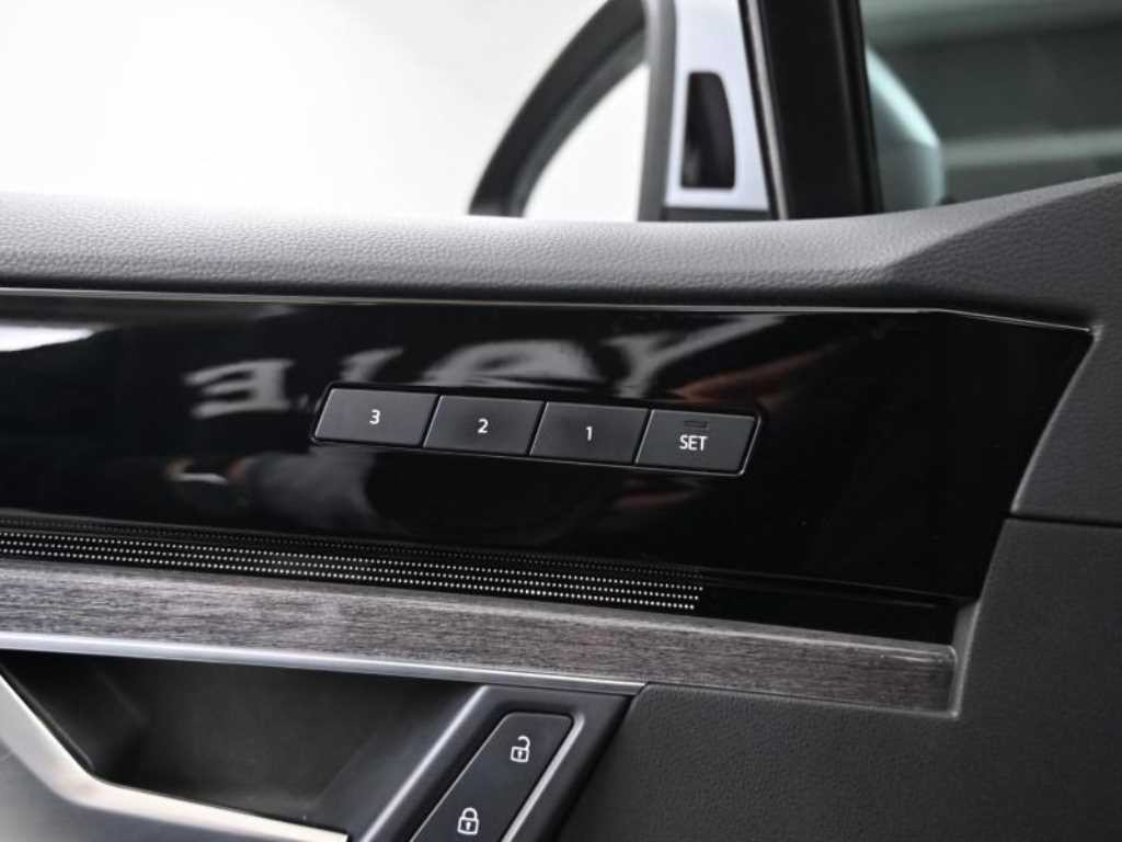 폭스바겐 투아렉 투아렉 3세대 3.0 TDI 프리미엄 이미지 18