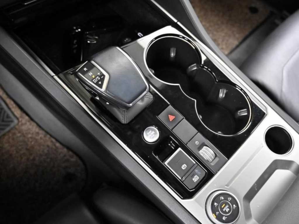 폭스바겐 투아렉 투아렉 3세대 3.0 TDI 프리미엄 이미지 9