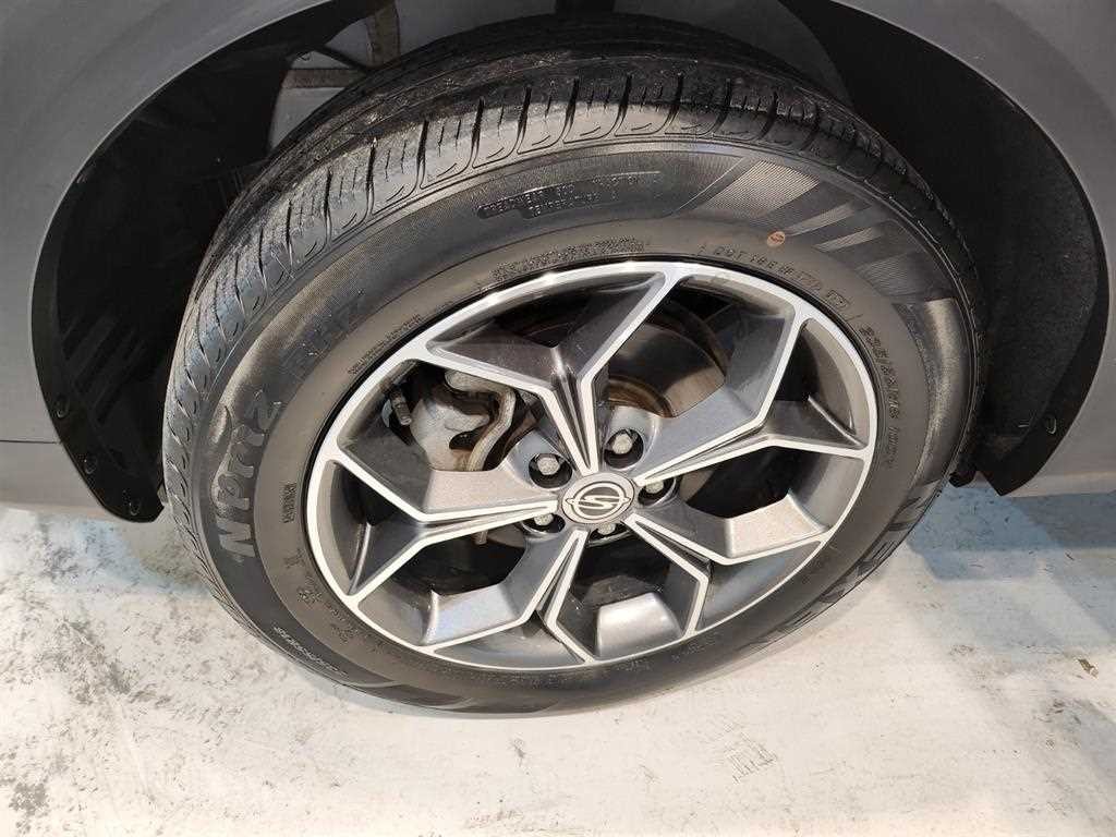 KG모빌리티(쌍용) 코란도 뷰티풀코란도 2WD 가솔린 1.5 C5 이미지 17