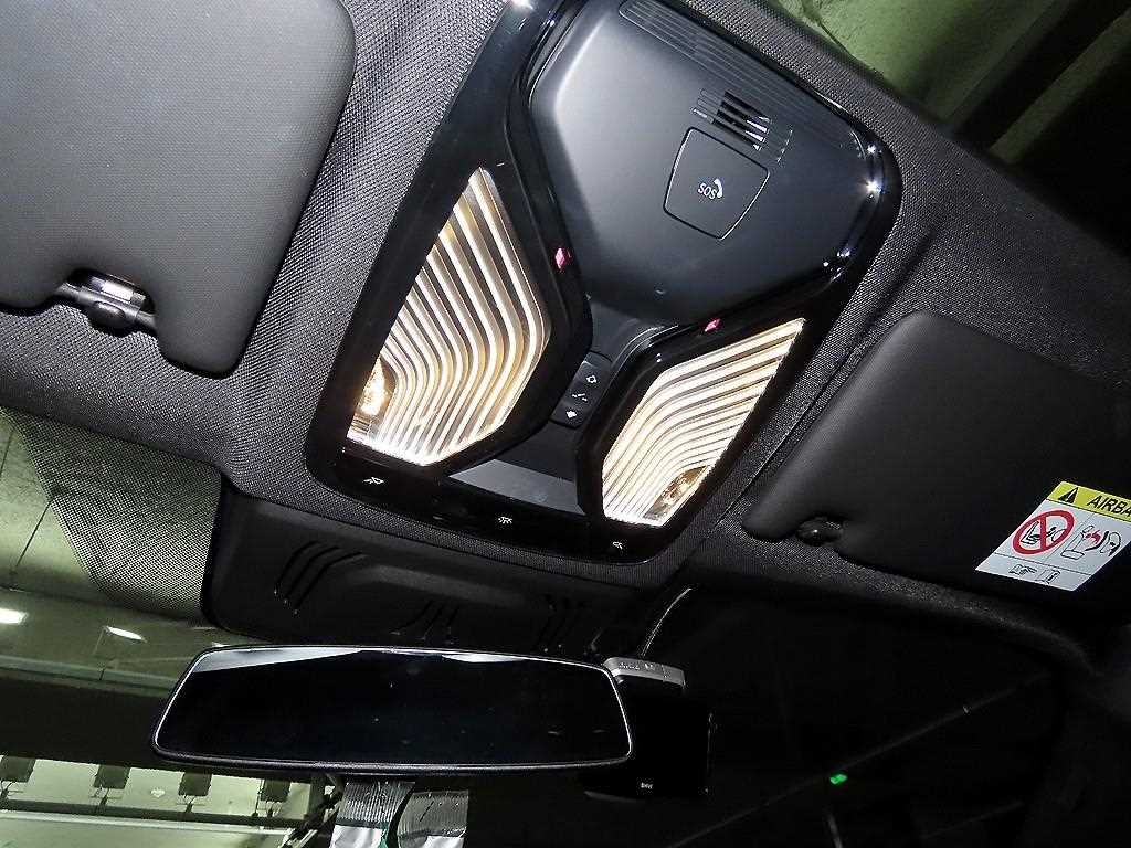 BMW 3시리즈 3시리즈 (G20) 320i M 스포츠 이미지 17
