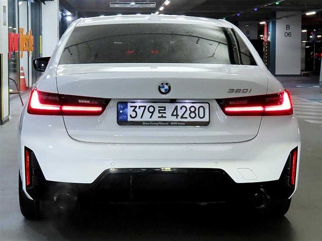 BMW 3시리즈 3시리즈 (G20) 320i M 스포츠 이미지 5