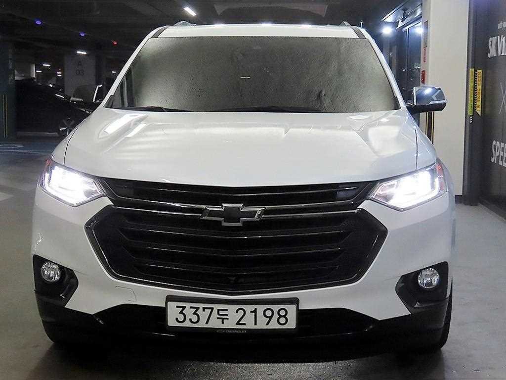 쉐보레 트래버스 3.6 AWD 레드라인 이미지 2