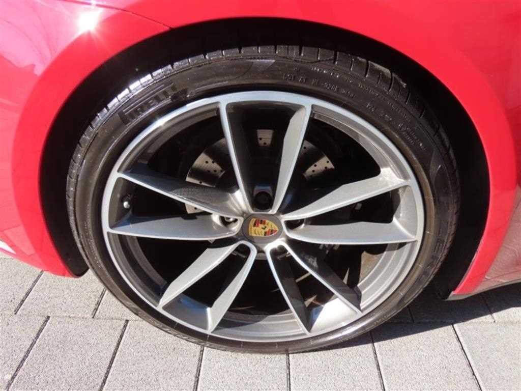 포르쉐 911 911(992) 타르가 4 이미지 17