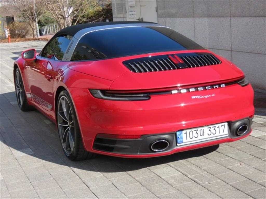 포르쉐 911 911(992) 타르가 4 이미지 4