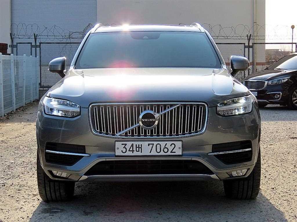 볼보 XC90 XC90 2세대 2.0 D5 AWD 인스크립션 이미지 1