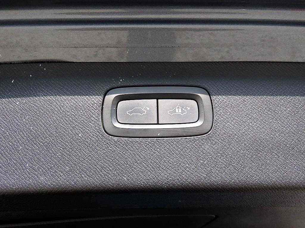 볼보 XC90 XC90 2세대 2.0 D5 AWD 인스크립션 이미지 15