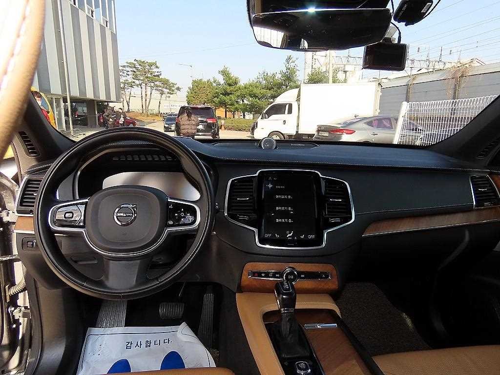 볼보 XC90 XC90 2세대 2.0 D5 AWD 인스크립션 이미지 7