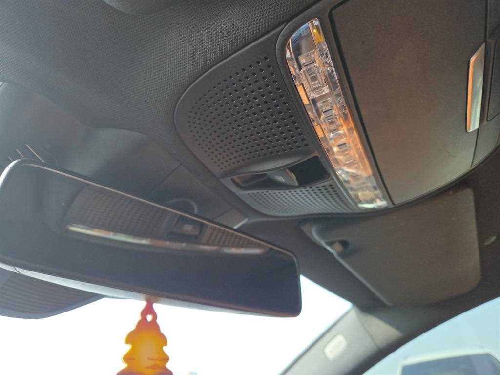 벤츠 E 클래스 E-클래스 W213 E220d 쿠페 이미지 12