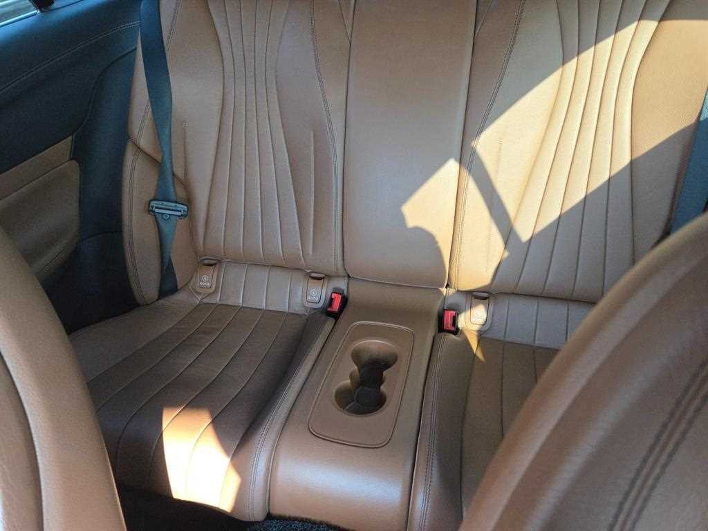 벤츠 E 클래스 E-클래스 W213 E220d 쿠페 이미지 14