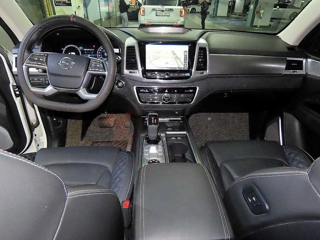 KG모빌리티(쌍용) 렉스턴 올 뉴 렉스턴 (Y450) 디젤 2.2 4WD 프레스티지 이미지 10